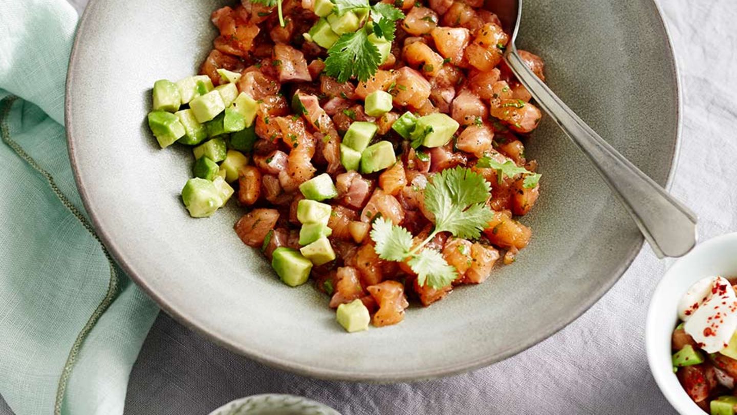 Saiblingstatar mit Limettencreme Rezept - [ESSEN UND TRINKEN]