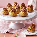 Mini-Gugelhupfe mit Schoko-Frosting