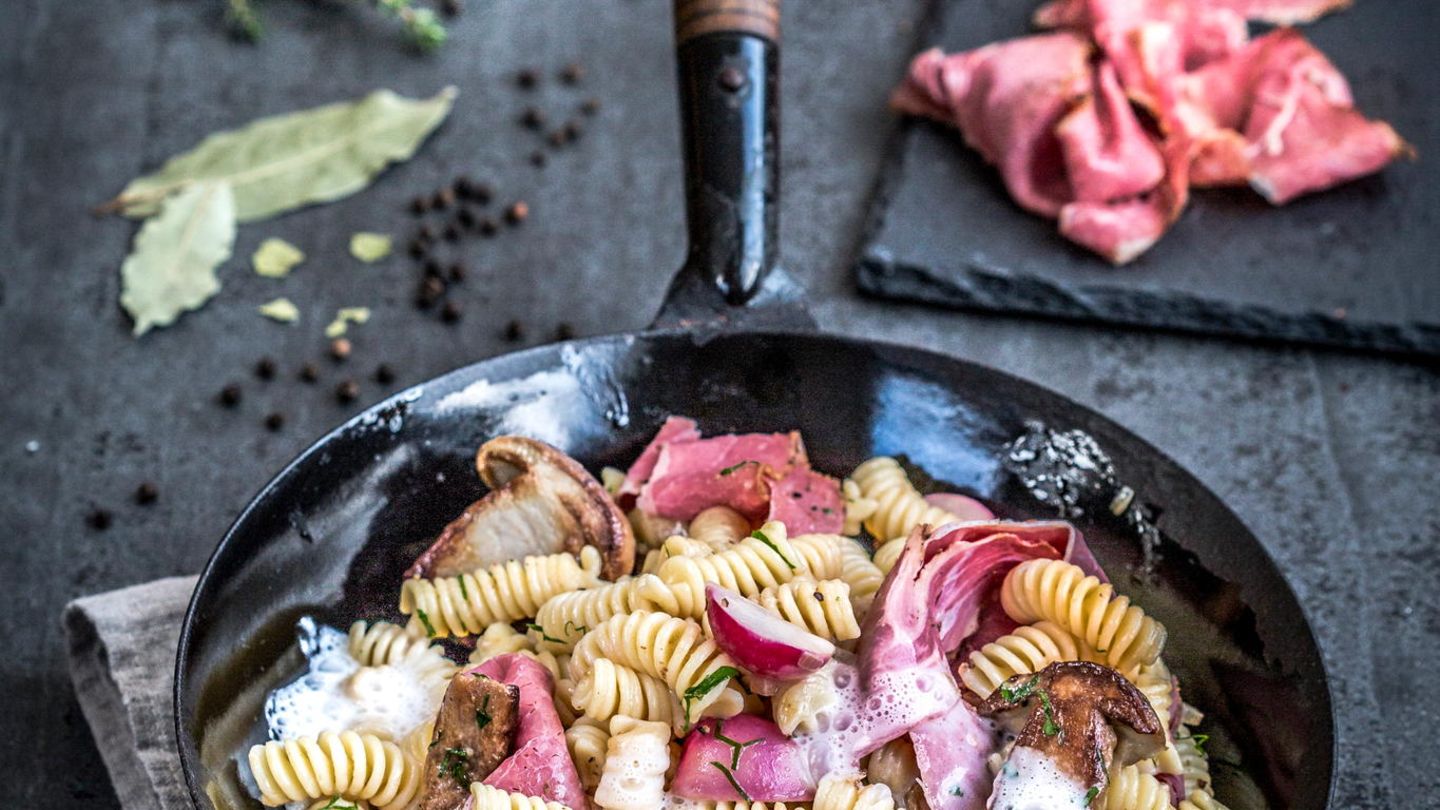 Fussili mit Pastrami Rezept