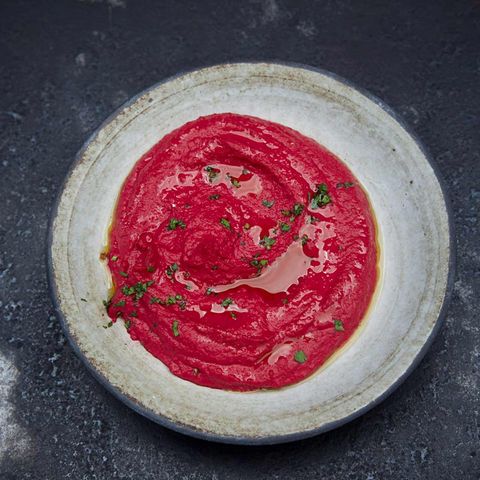 Roter Hummus