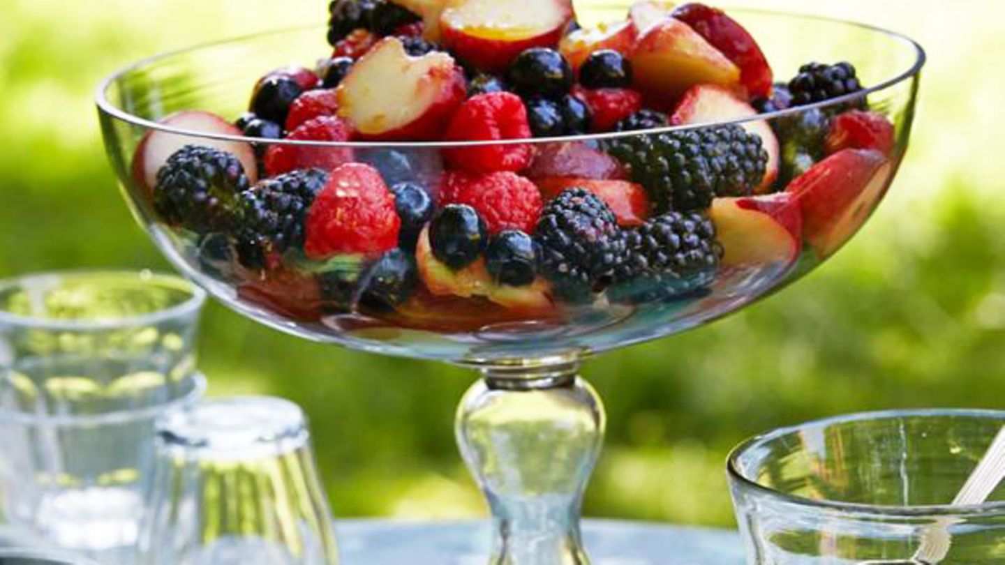 Beeren mit süßer Gremolata Rezept