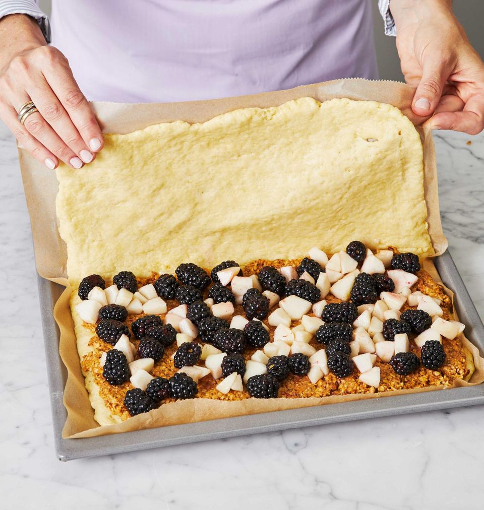 Brombeer-Birnen-Schnitte Brombeer-Birnen-Schnitte