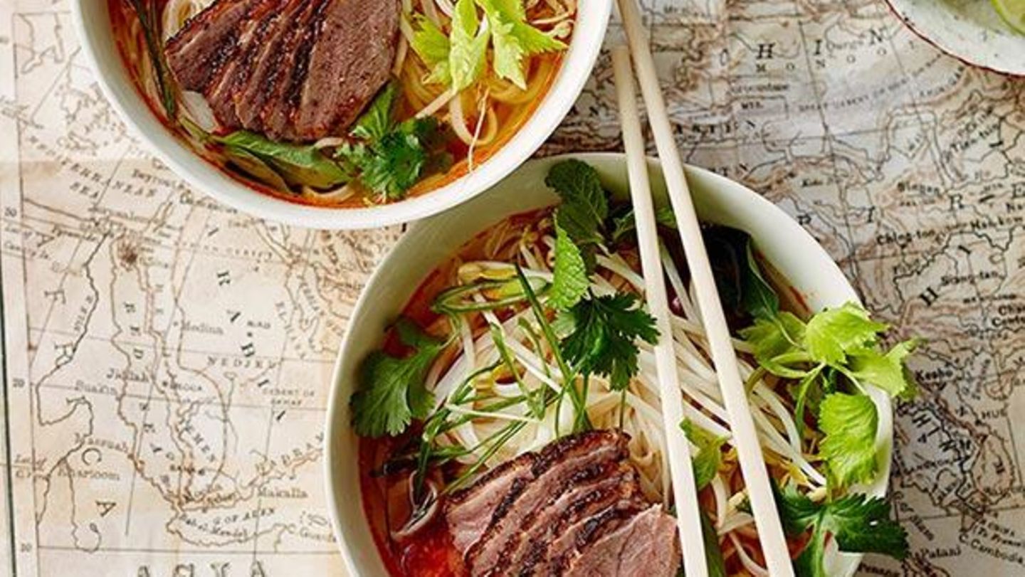 Asiatische Suppen: Rezepte - [ESSEN UND TRINKEN]