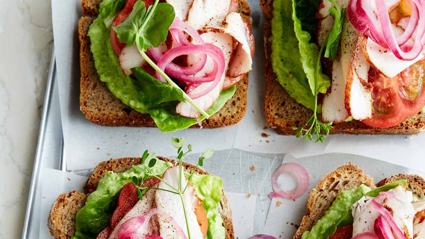 Kümmelbrot mit Tandoori-Huhn Rezept