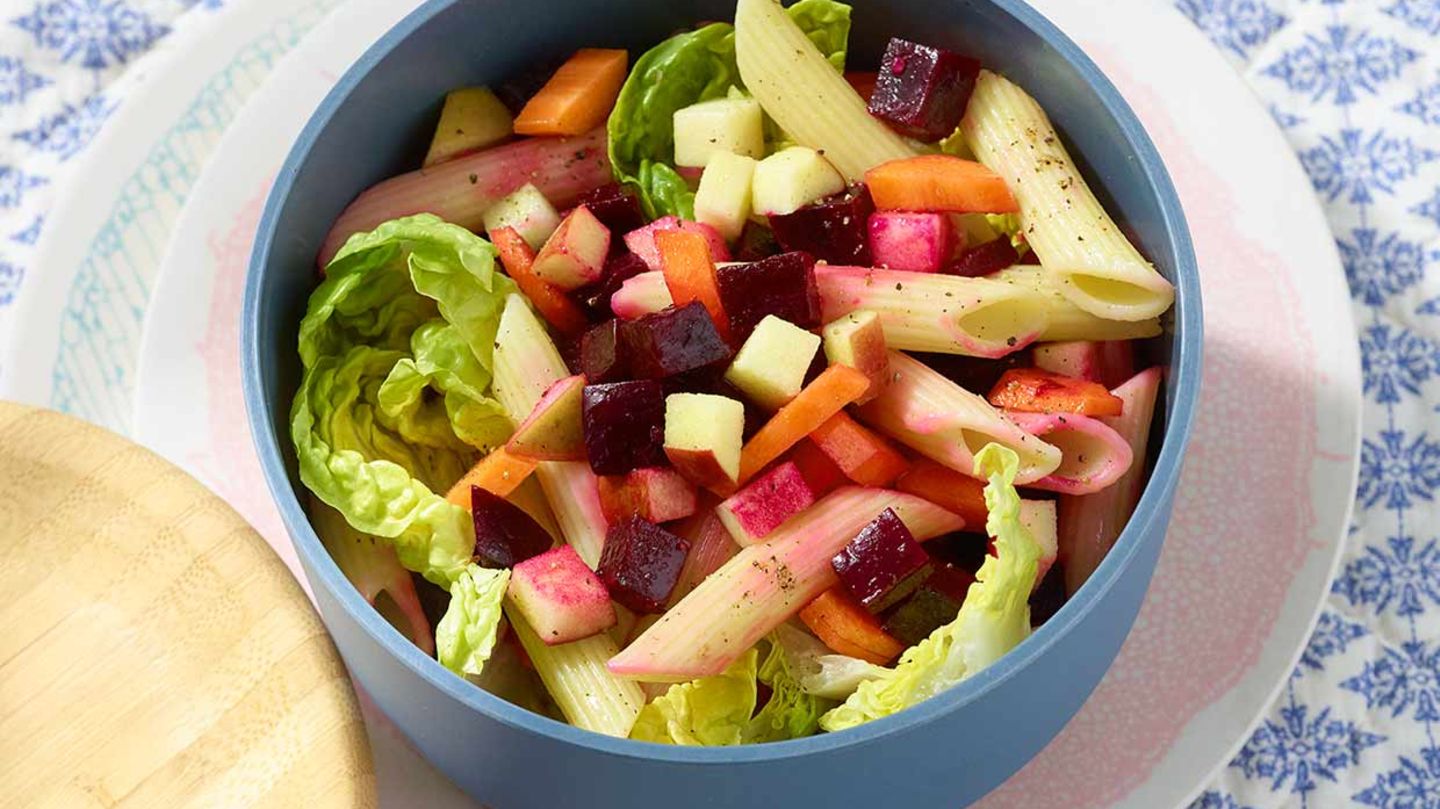 Bunter Nudelsalat mit Gemüse Rezept