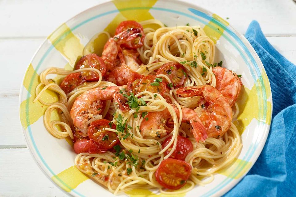 Garnelen-Pasta mit Schmortomaten Garnelen-Pasta mit Schmortomaten