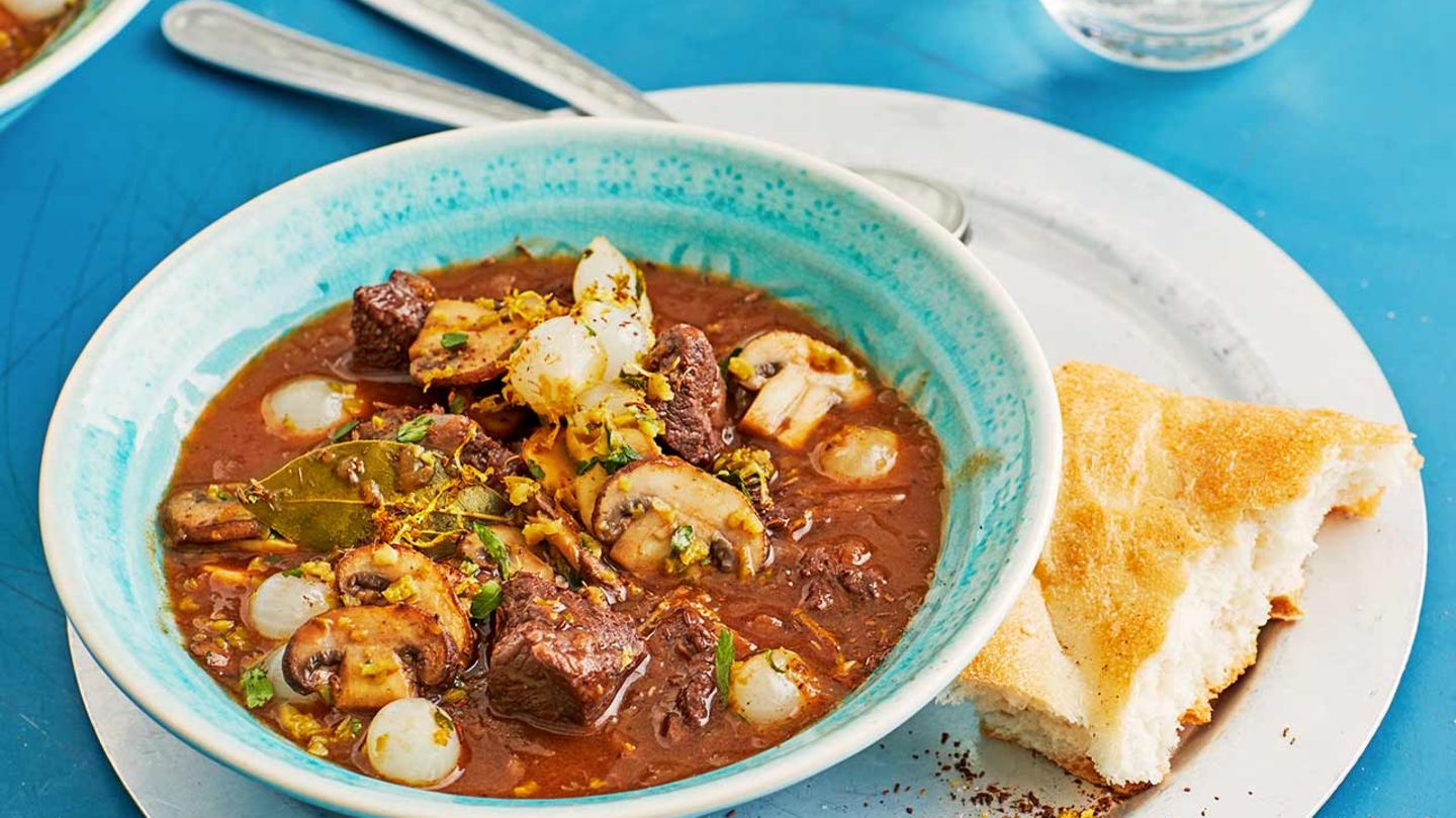 Gulasch Stroganoff: Thermomix ® Rezept - [ESSEN UND TRINKEN]