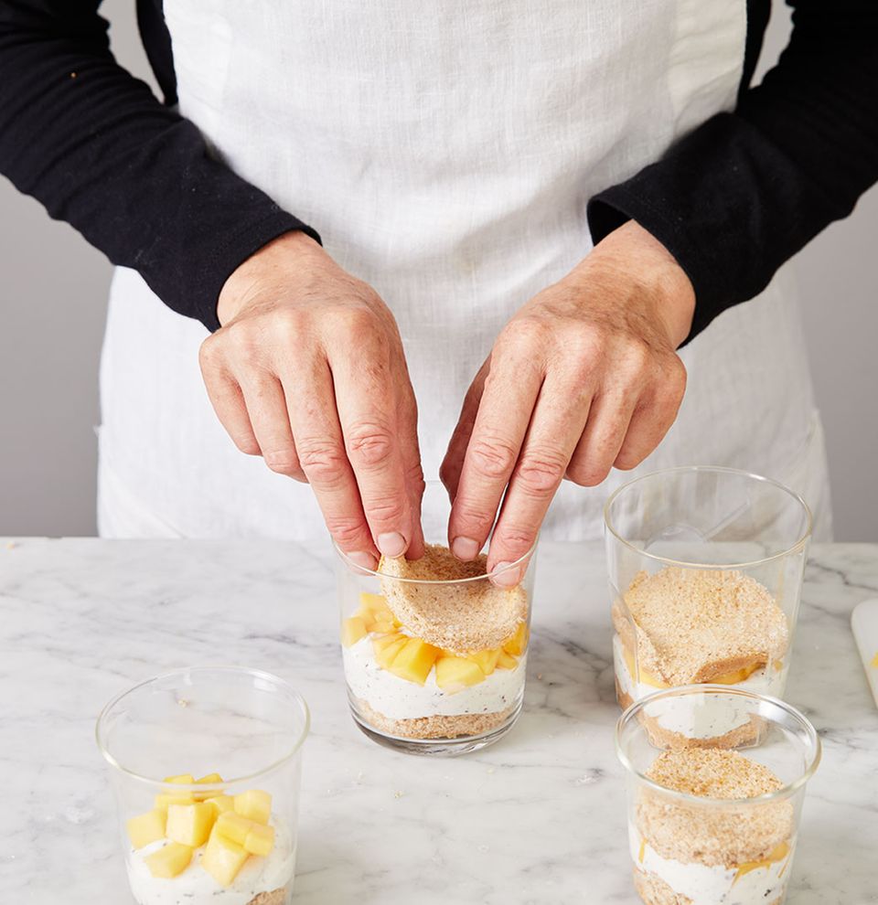Trifle in gläser schichten Trifle in gläser schichten
