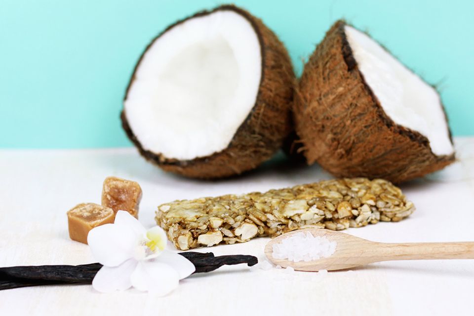 Coco Caramella Nussriegel von foodloose Zutaten Coco Caramella Nussriegel von foodloose Zutaten