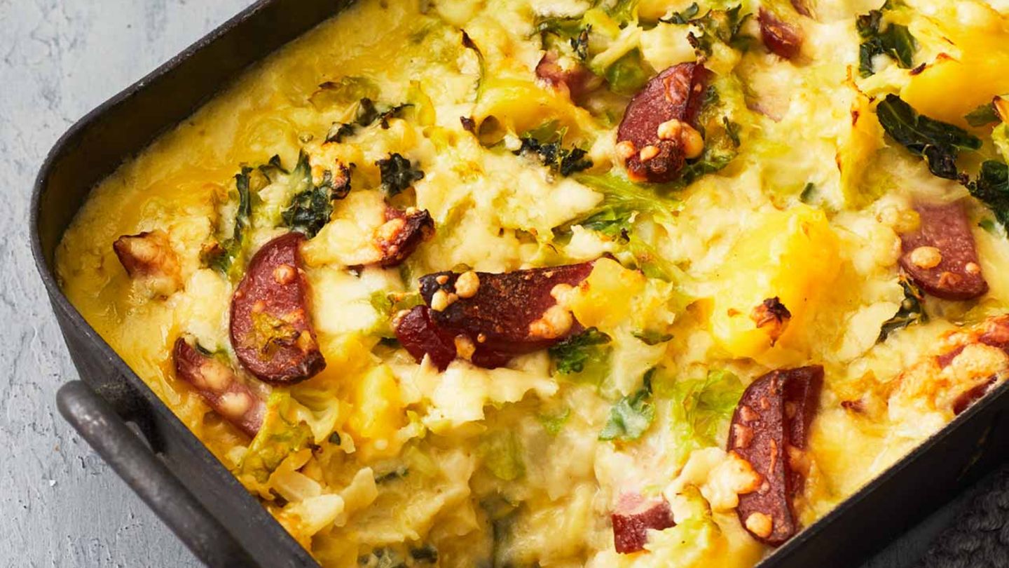 Kartoffel-Kürbis-Auflauf mit Wirsing und Cabanossi: Thermomix ® Rezept