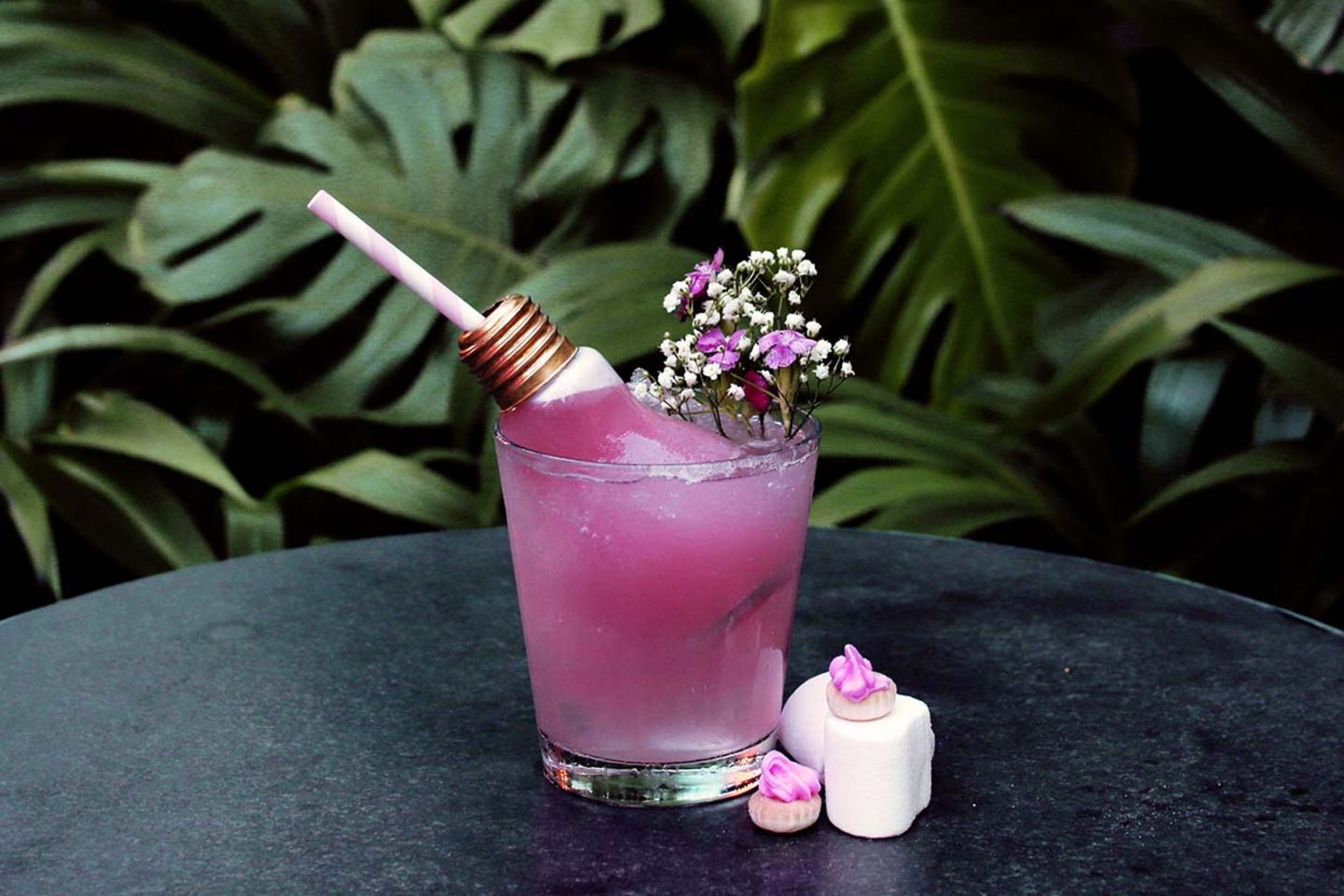 Ausgefallener Drink: Little Pink Dot Ausgefallener Drink: Little Pink Dot