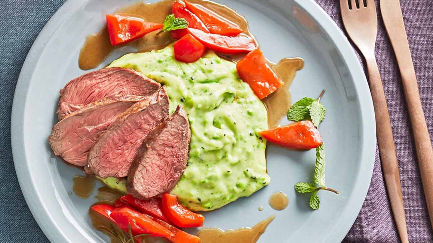 Lammhüfte mit Erbsen-Minz-Püree: Thermomix ® Rezept