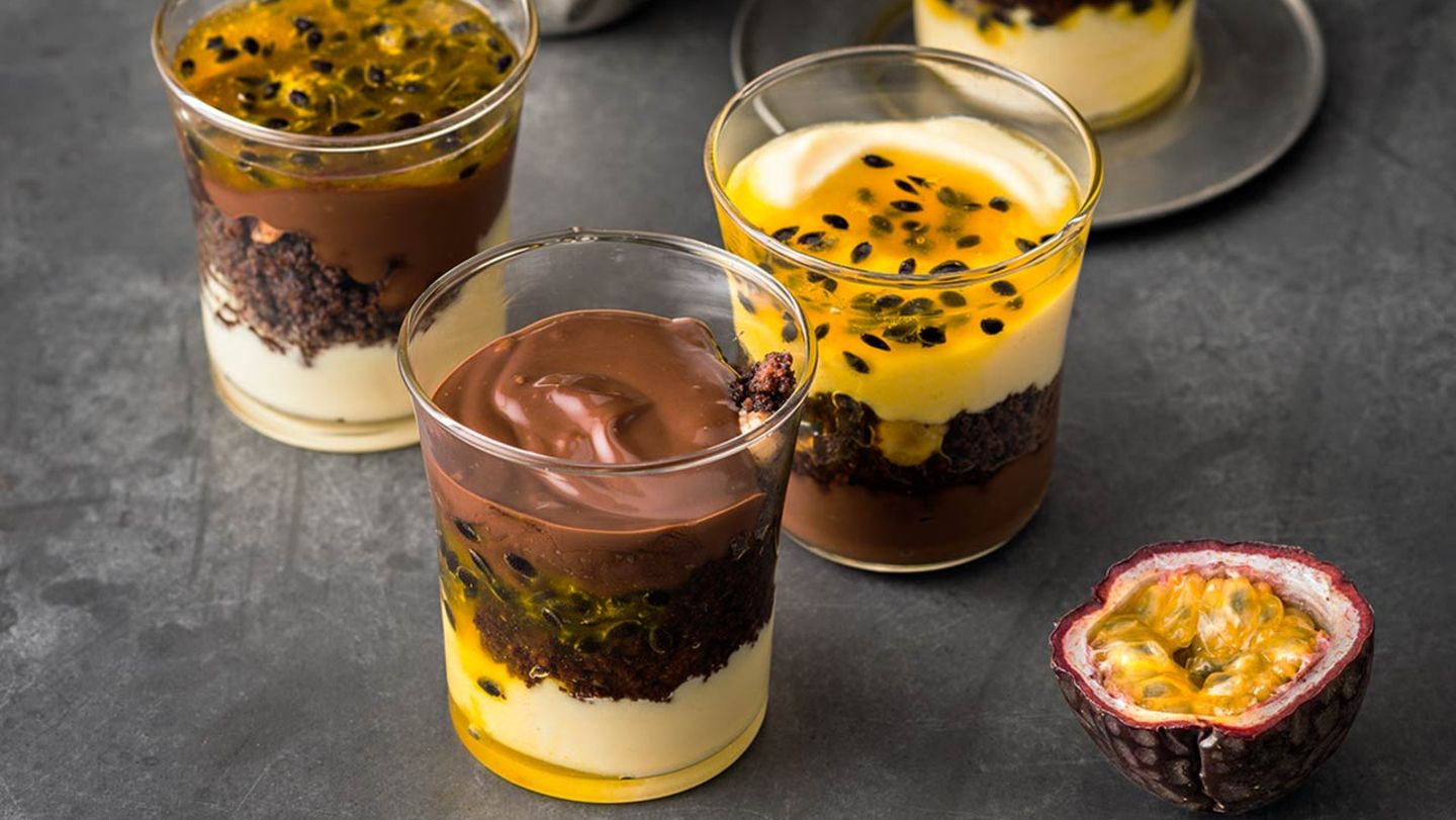 Dessert im Glas: Raffinierte Rezepte - [ESSEN UND TRINKEN]