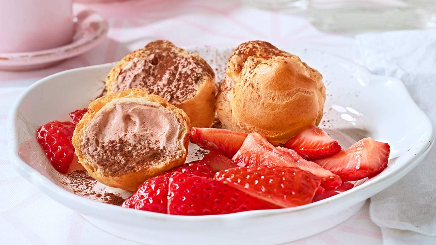Geeiste Schoko-Profiteroles: Thermomix ® Rezept