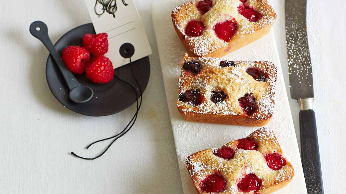 Financiers mit Himbeeren: Thermomix ® Rezept