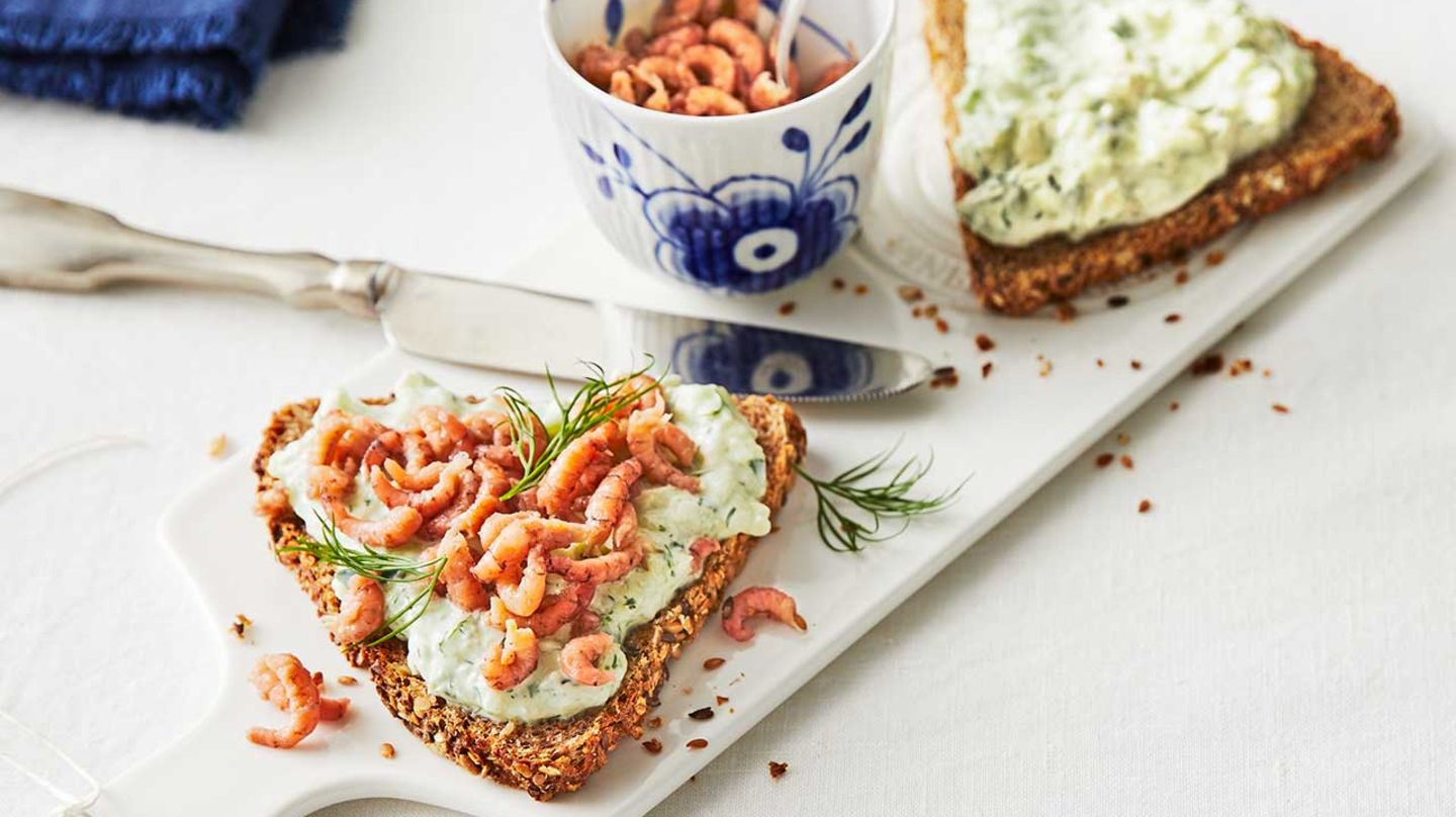 Vollkornbrot mit Frischkäse und Krabben: Thermomix ® Rezept