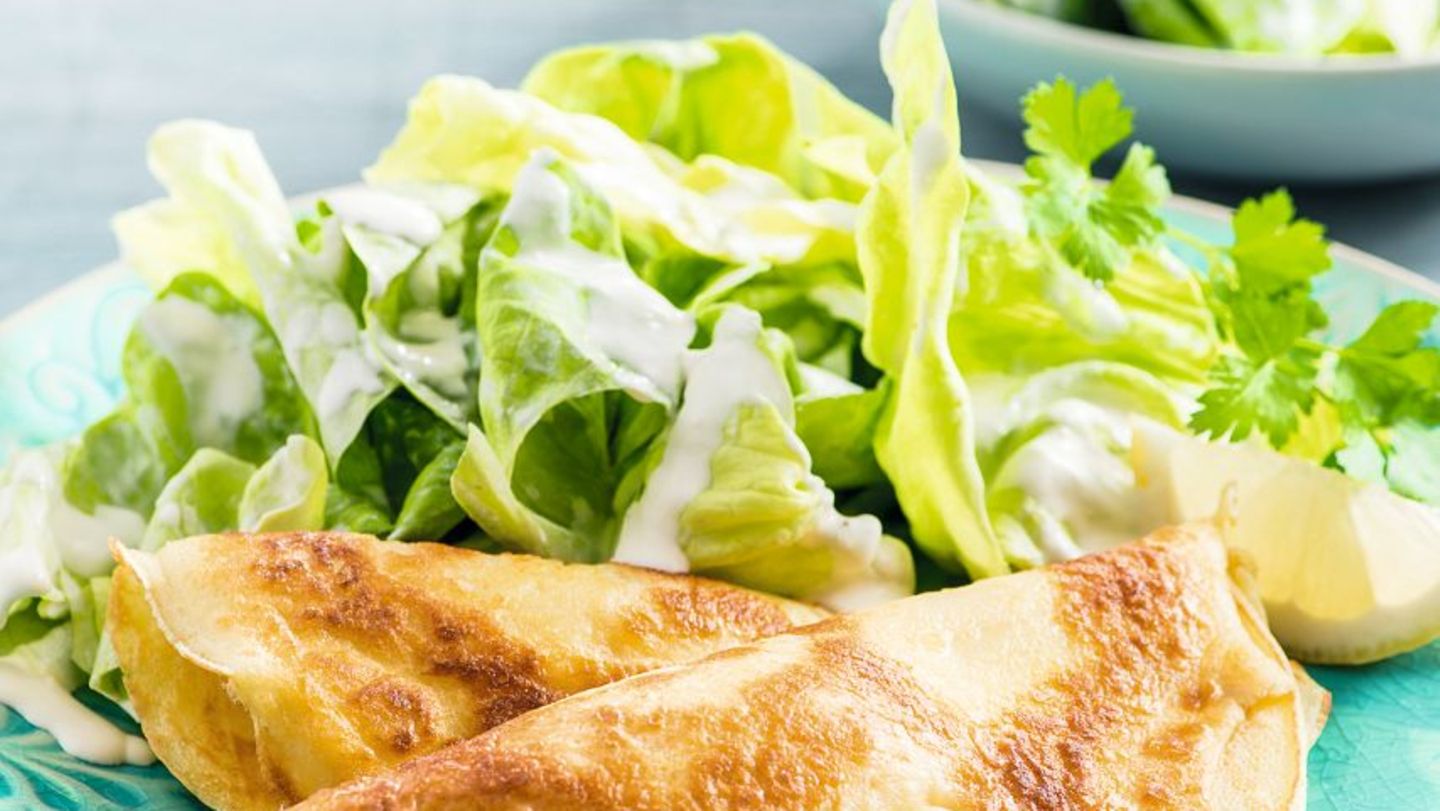 Bild von Pfannkuchen mit Kopfsalat