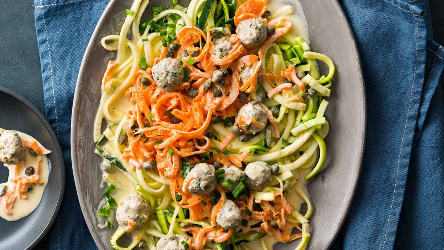 Zuccchini-Möhren-Pasta mit Kalbshackbällchen Rezept