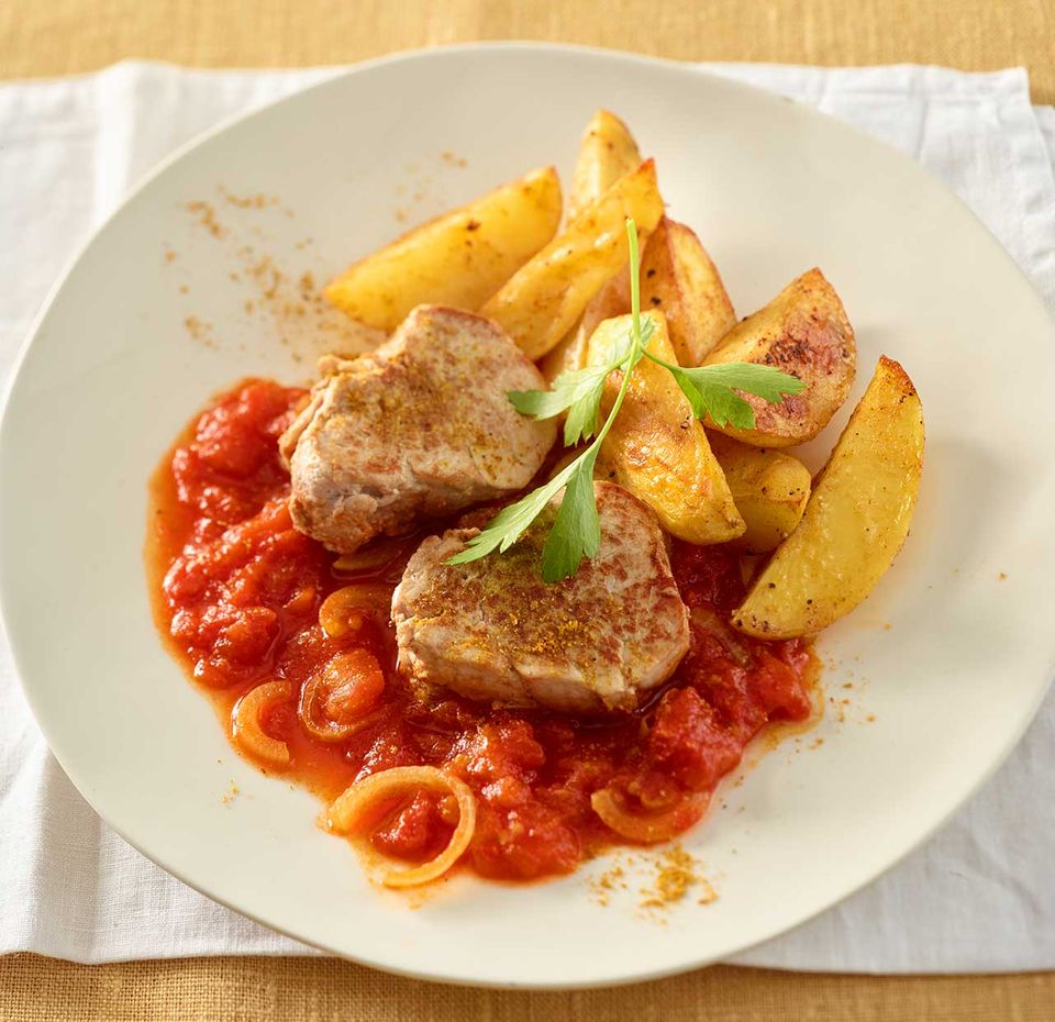 Schweinemedaillons mit Currysauce Schweinemedaillons mit Currysauce