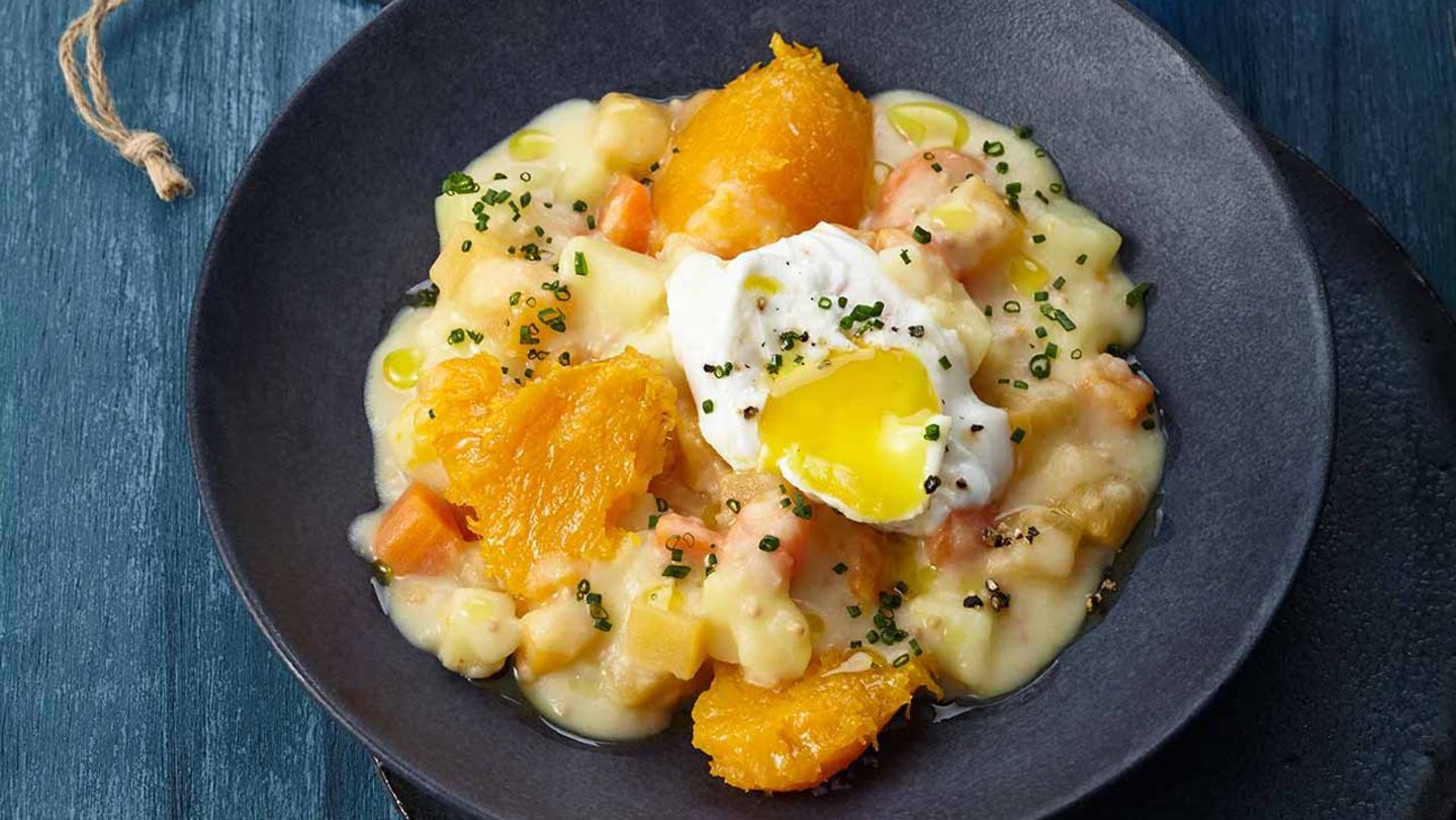 Rübenragout mit Kürbis und pochiertem Ei Rezept