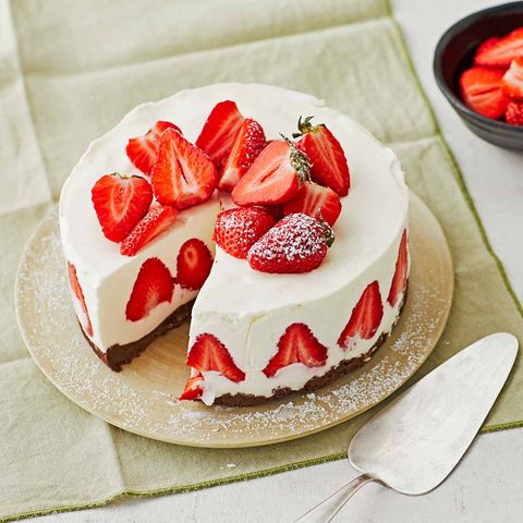 Erdbeer-Panna-cotta-Torte: Thermomix ® Rezept