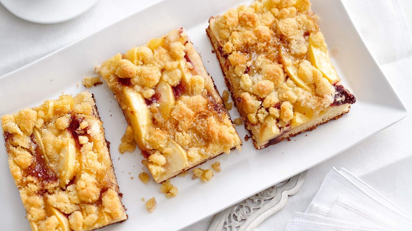 Holunder-Apfel-Streuselkuchen: Thermomix ® Rezept