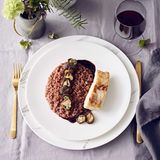 Cassis-Risotto mit Steinbuttfilet und Shiitake-Pilzen