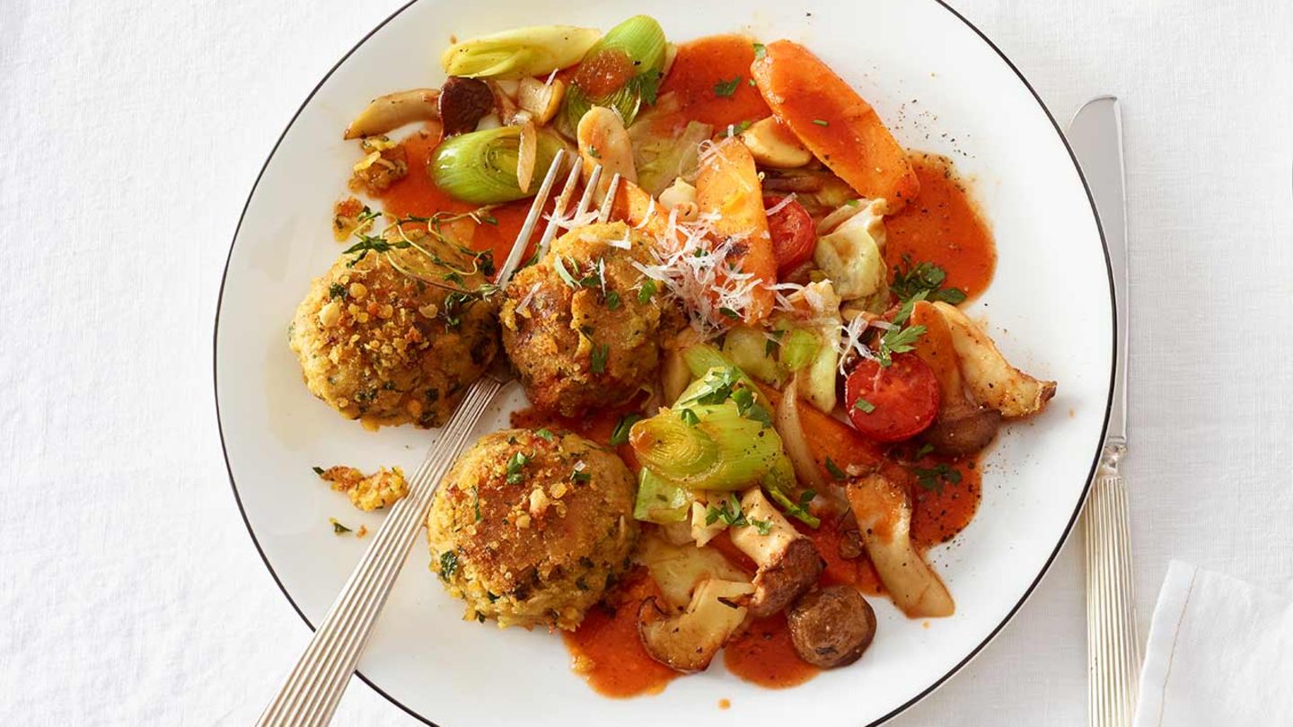 Pilzbulette mit Tomatengemüse Rezept
