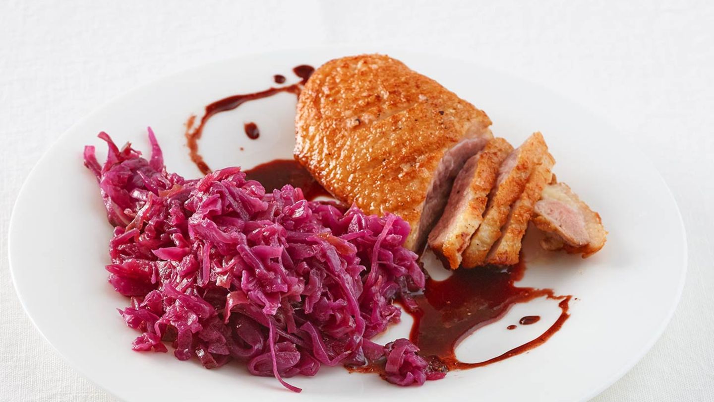 Gebratene Entenbrust mit Rotweinsauce Rezept - [ESSEN UND TRINKEN]