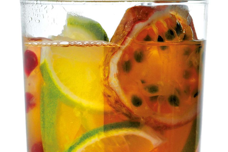 "Cocktails" Hot Exotic Caipirinha