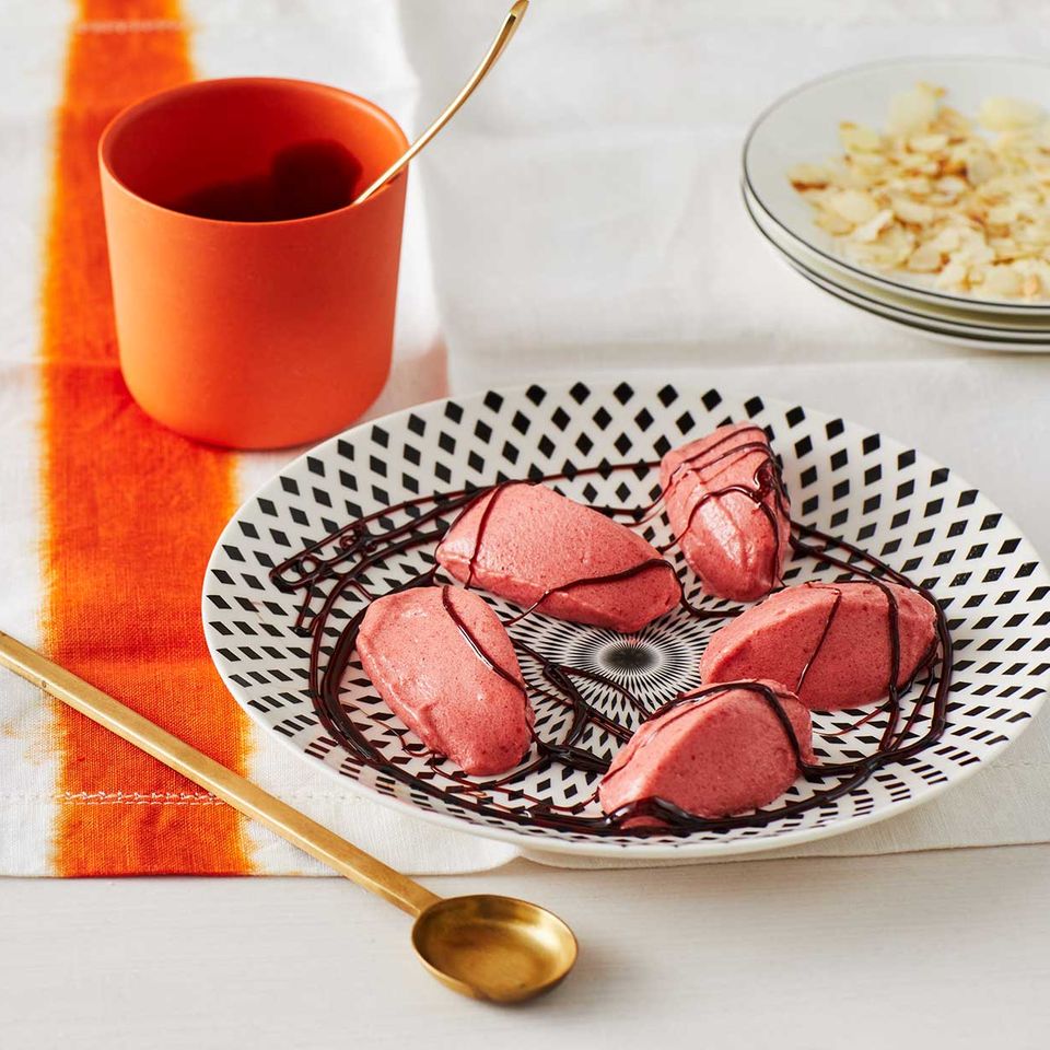 Erdbeer-Sorbet mit Rotweinsirup für Thermomix ®