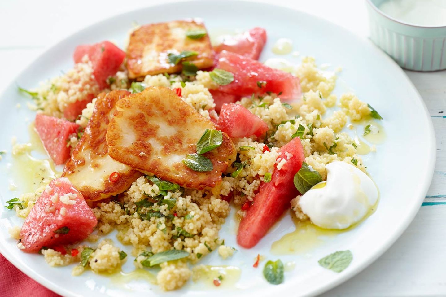 Tsunade jinsiy komikslar Sport zalida yalangoch jojalar