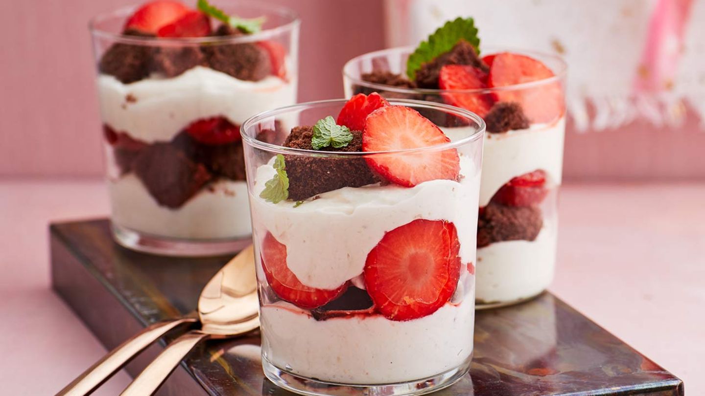 Erdbeer-Bananen-Schoko-Trifle: Thermomix ® Rezept
