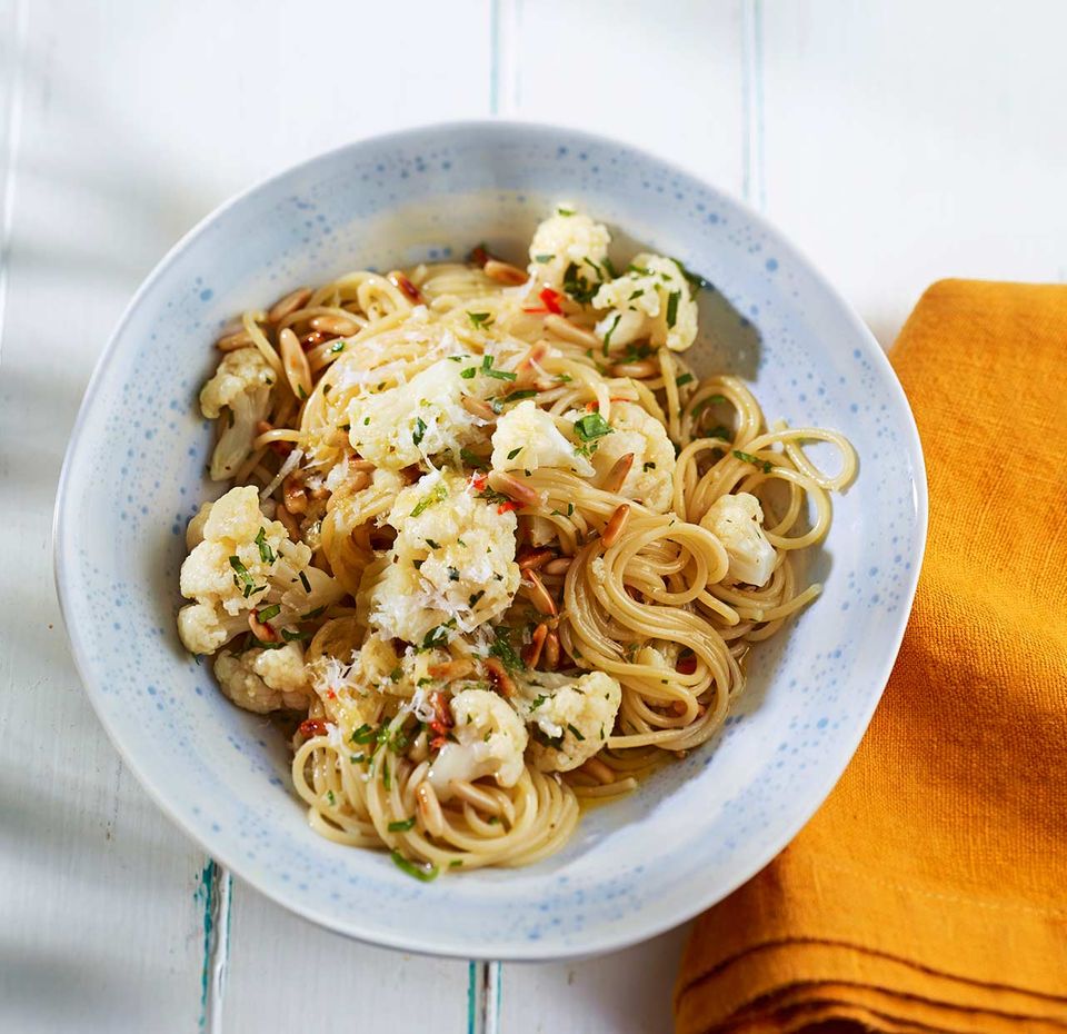 Blumenkohl-Pasta aglio e olio Blumenkohl-Pasta aglio e olio