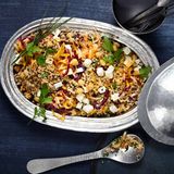 Quinoa-Salat mit Rotkohl und Schafskäse