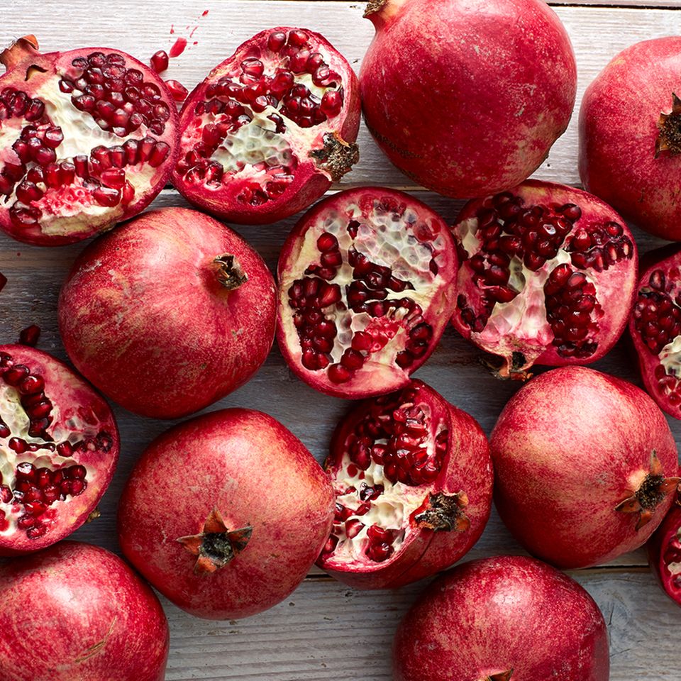 Granatäpfel haben eine tolle rote Farbe