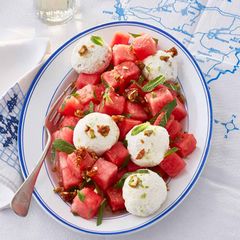 Wassermelonensalat mit Joghurtbällchen