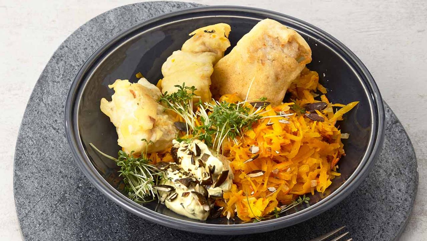 Backfisch mit Kürbiskraut Rezept