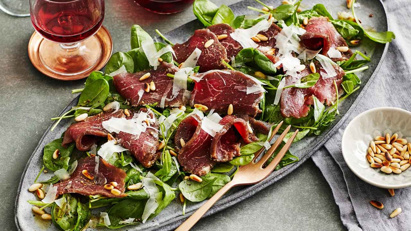 Gebeiztes Rinderfilet auf Spinat-Salat Rezept