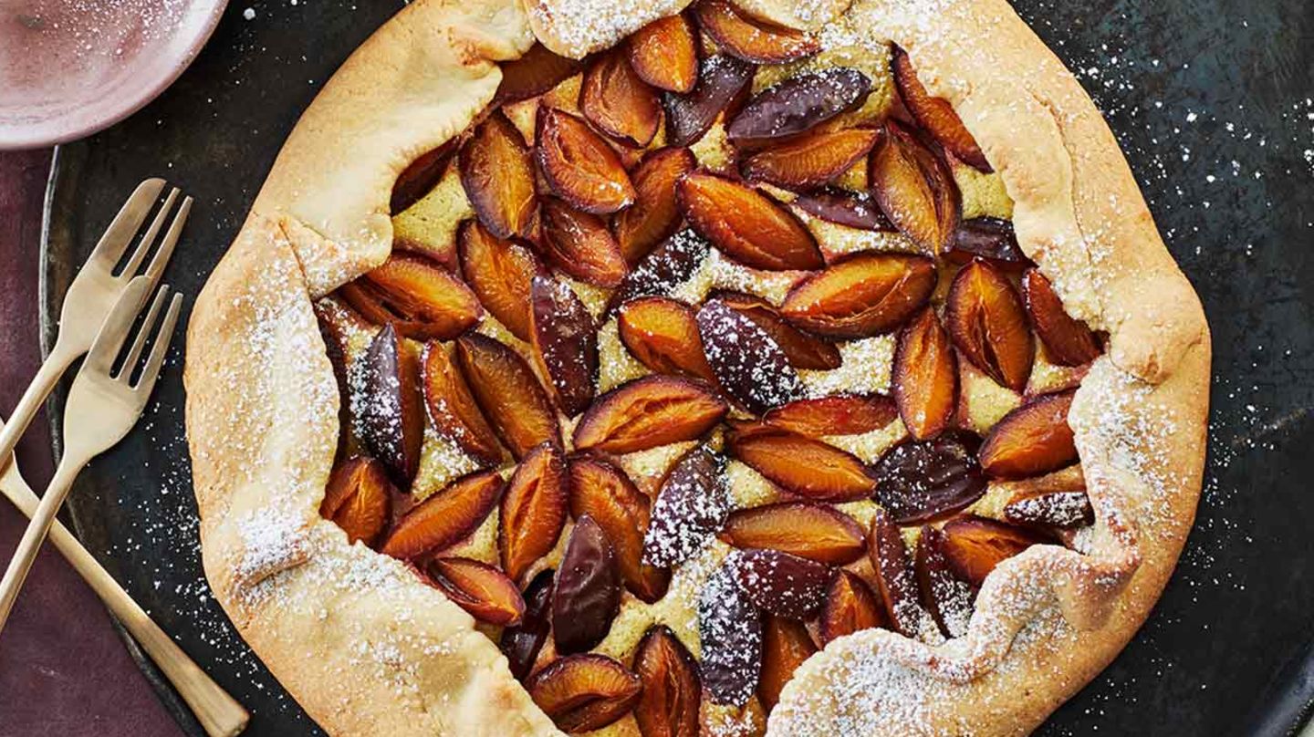 Zwetschgen-Galette mit Pistaziencreme Rezept