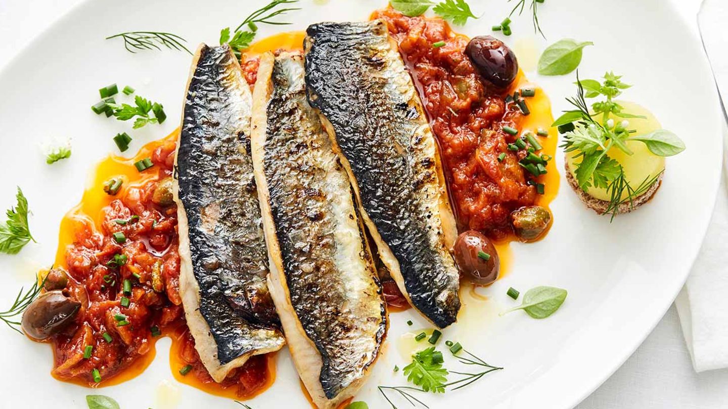 Baltischer Hering mit Tomatensauce Rezept
