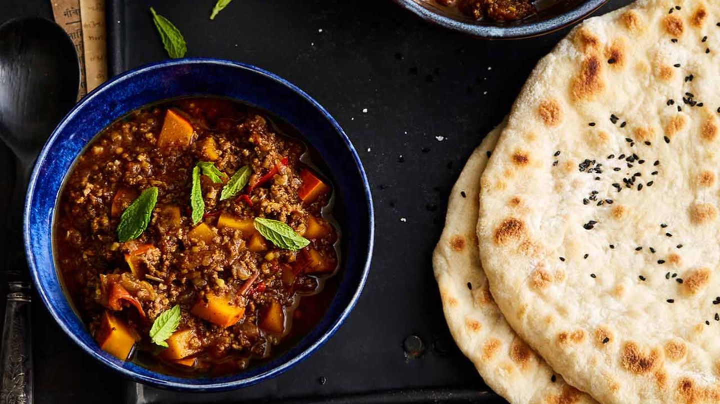 Rinderhack-Curry mit Gurken-Minz-Raita Rezept - [ESSEN UND TRINKEN]