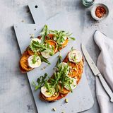 Offenes Süßkartoffel-Sandwich