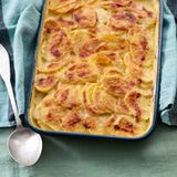 Kartoffel-Gratin mit Parmesankruste