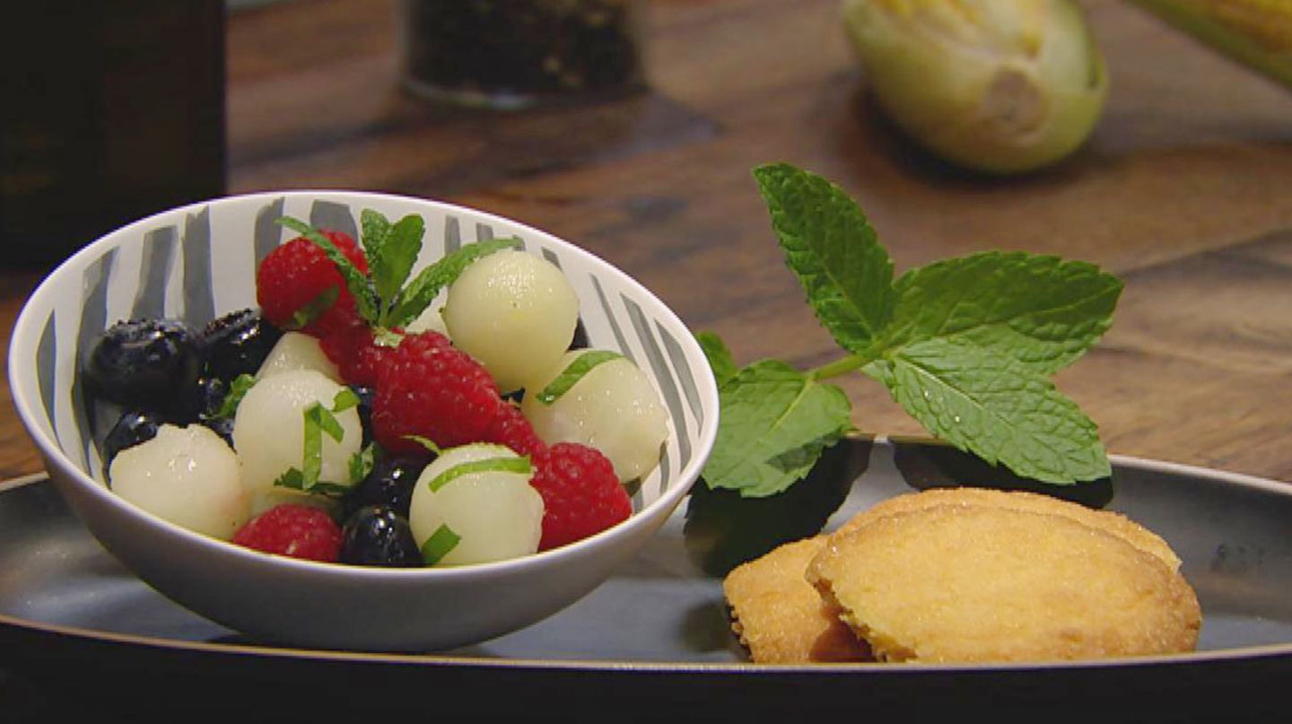 Süße Polenta-Kekse mit Obstsalat: Für jeden Tag Kochshow