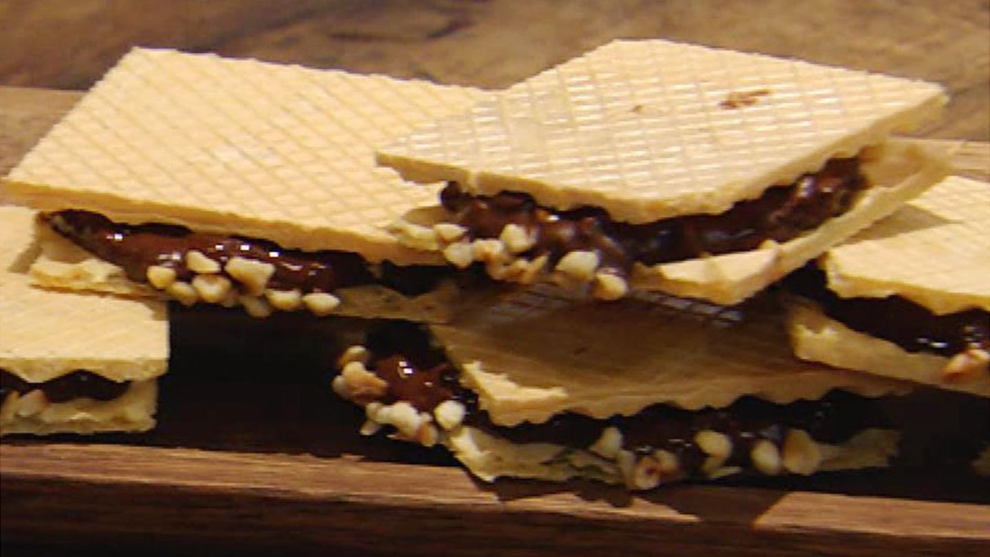 Knusprige Haselnuss-Nougat-Waffeln: Für jeden Tag Kochshow