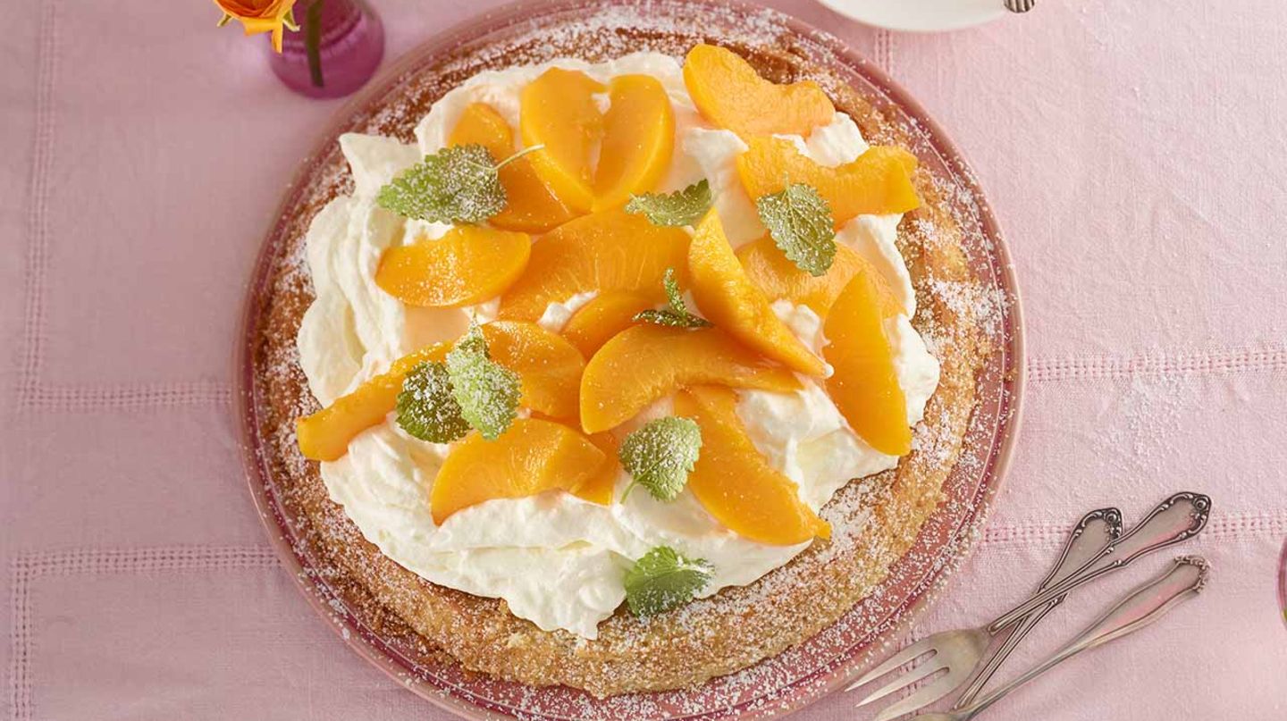Pfirsich-Wein-Torte Rezept