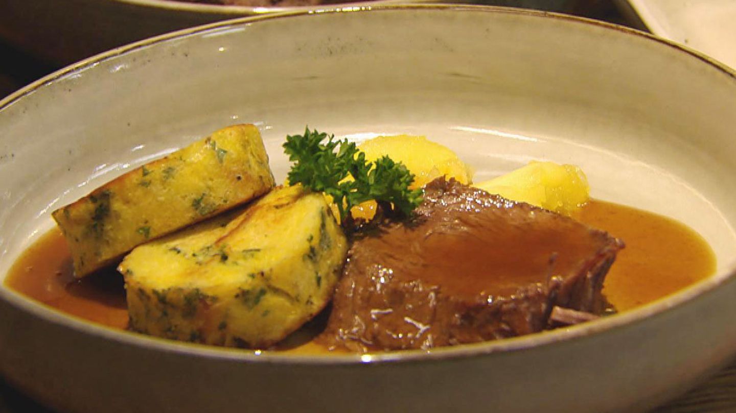 Sauerbraten mit Apfelkompott: Für jeden Tag Kochshow