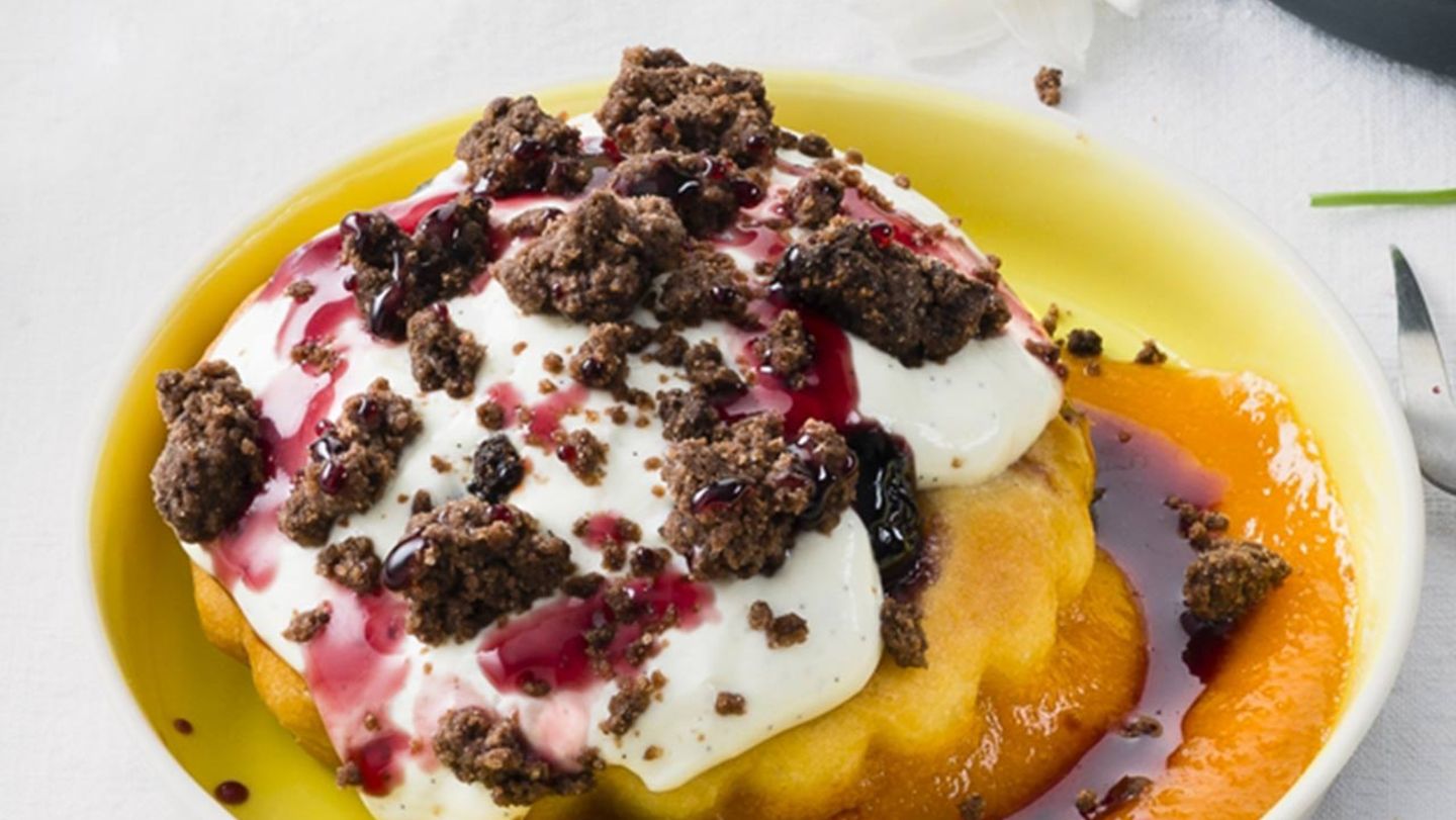 Schmandkuchen mit Aprikosensauce Rezept