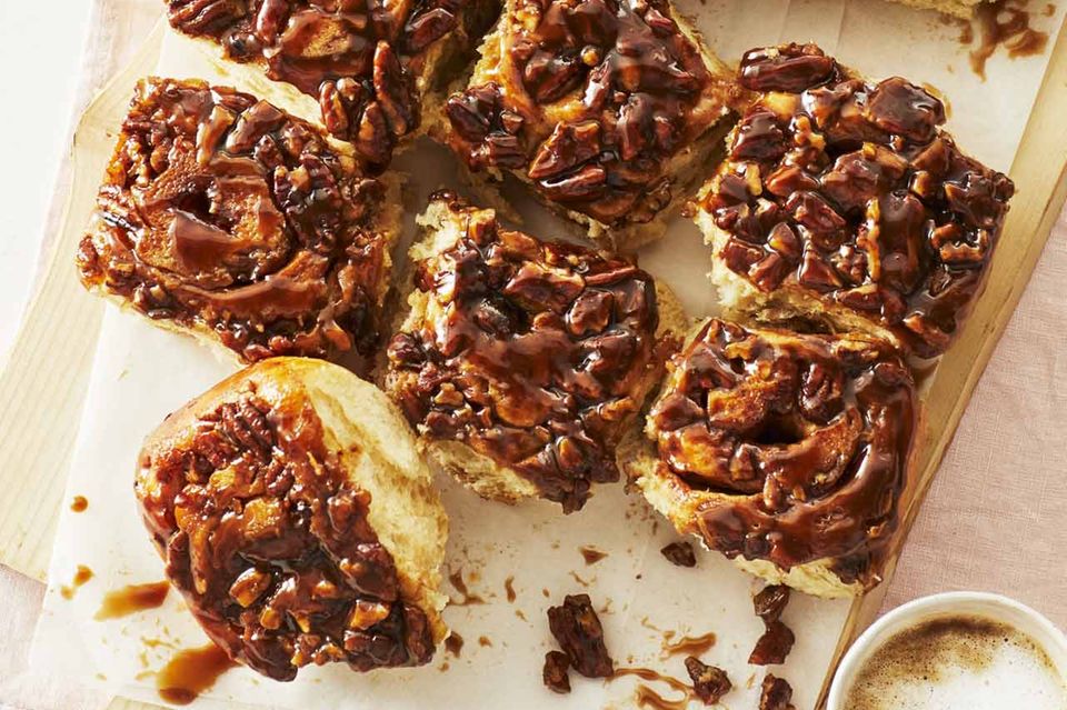 Sticky Buns (Nuss-Karamell-Schnecken)